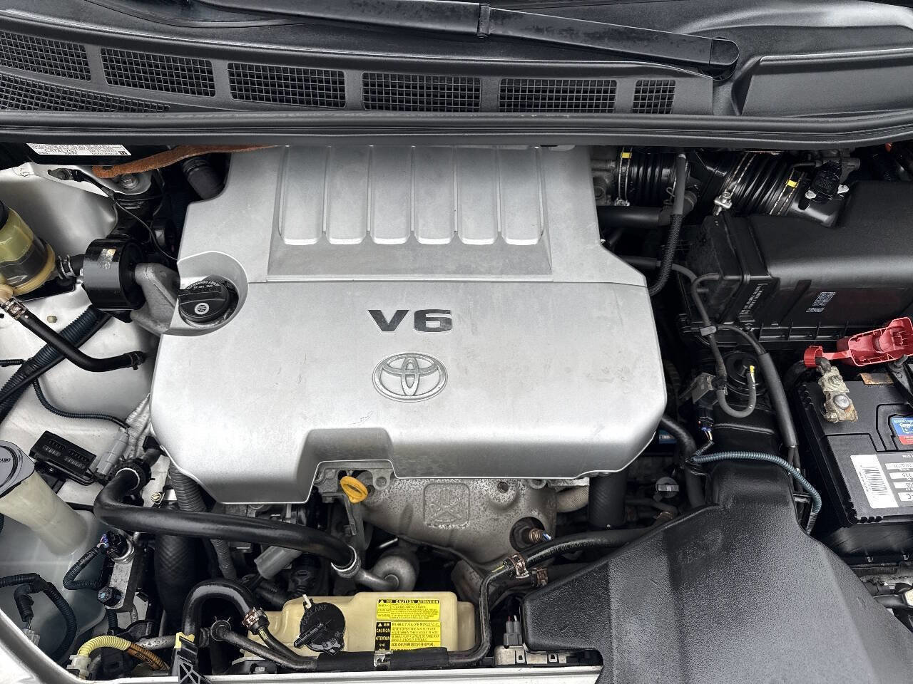 Used 2009 Toyota Sienna XLE Limited FWD image 38