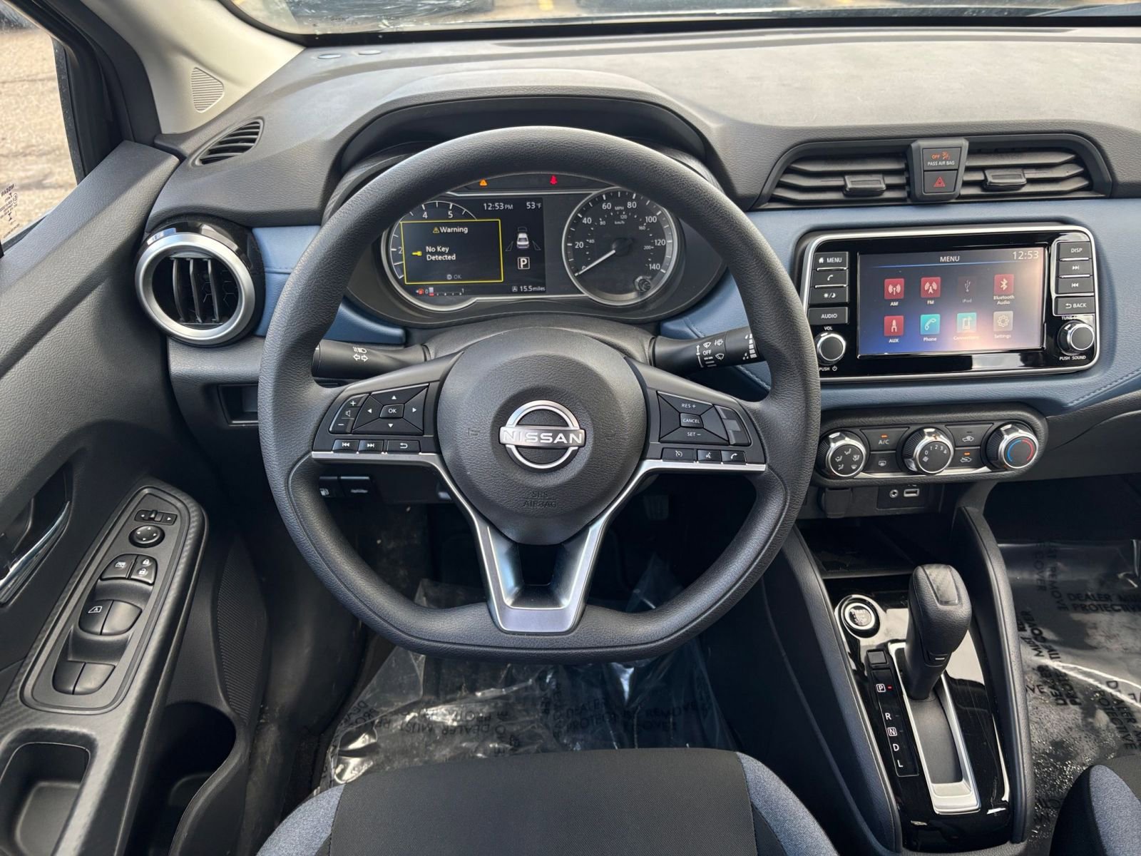 Used 2025 Nissan Versa SV FWD image 32