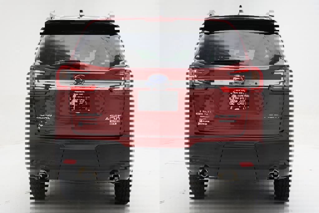 Used 2023 Subaru Ascent Limited w/ Technology Package image 7