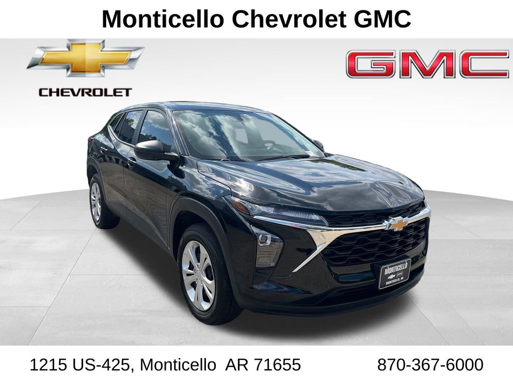 Used 2025 Chevrolet Trax LS