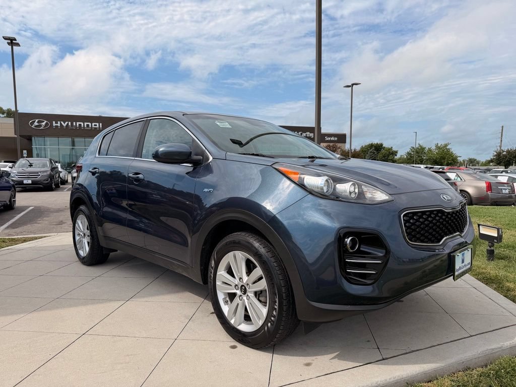 Used 2018 Kia Sportage LX AWD/4WD image 10