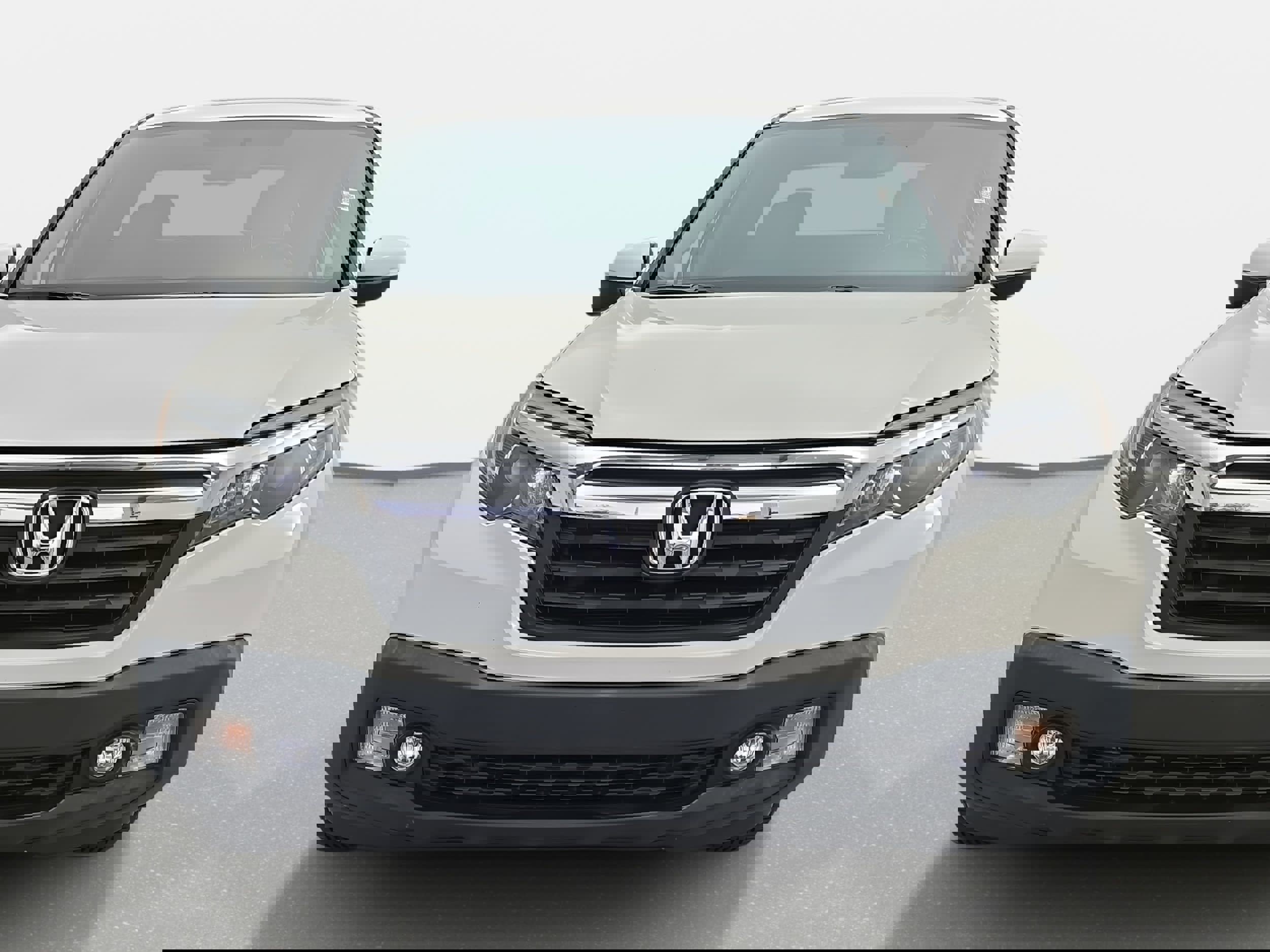 Used 2018 Honda Ridgeline RTL-T image 2