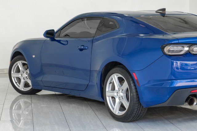 Used 2021 Chevrolet Camaro LT w/ Technology Package RWD image 54