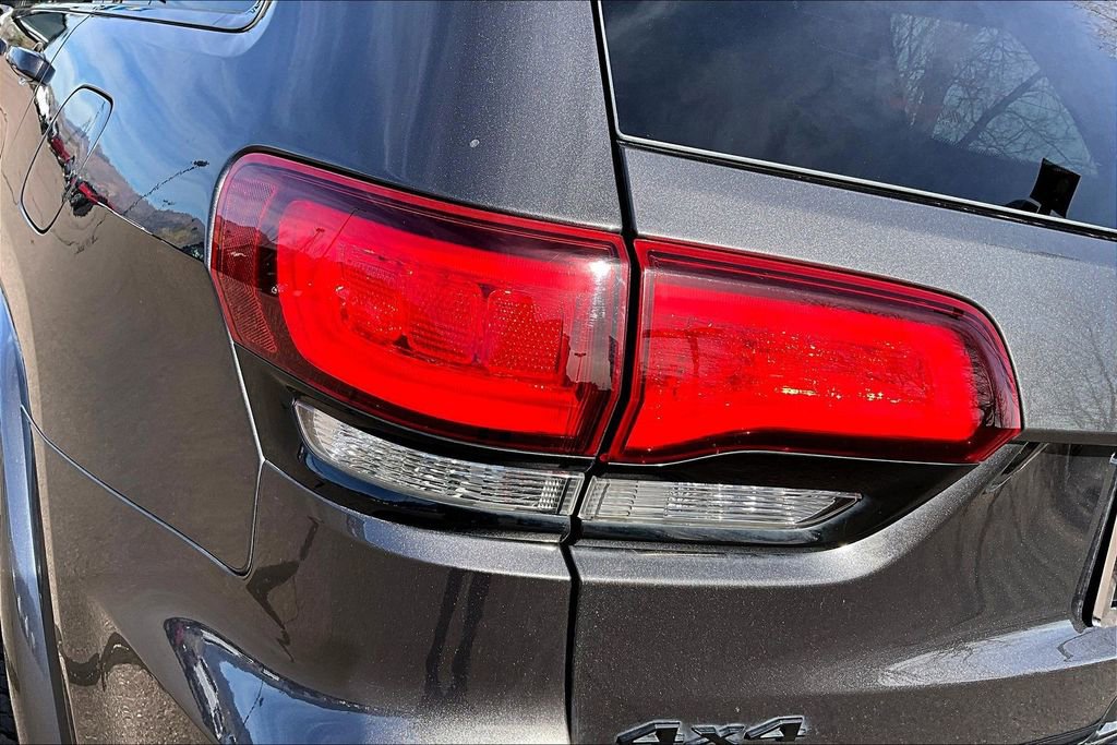 Used 2021 Jeep Grand Cherokee Laredo X image 33