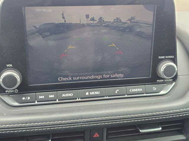 Used 2022 Nissan Rogue S FWD image 23