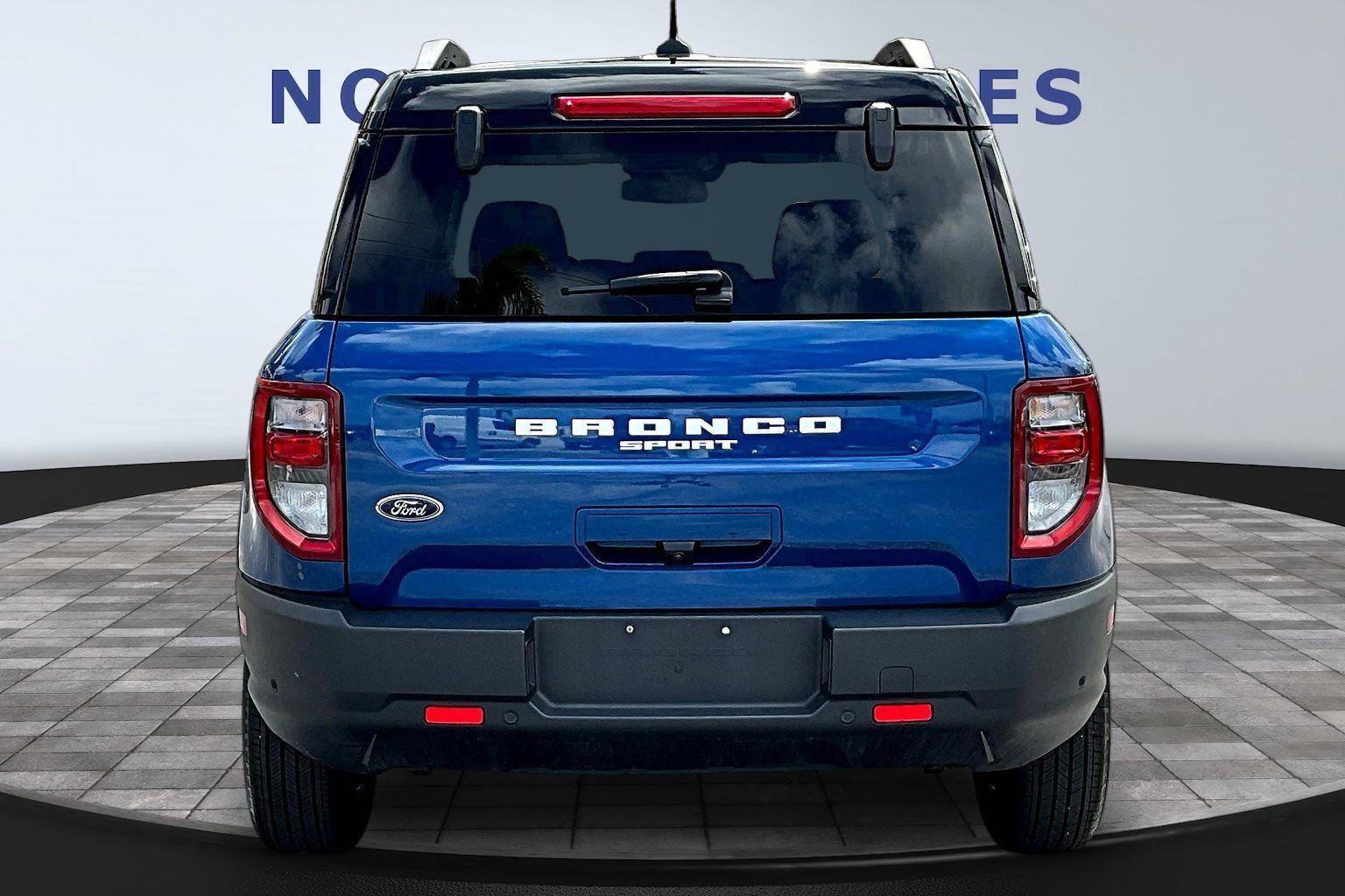 Used 2024 Ford Bronco Sport Outer Banks image 5