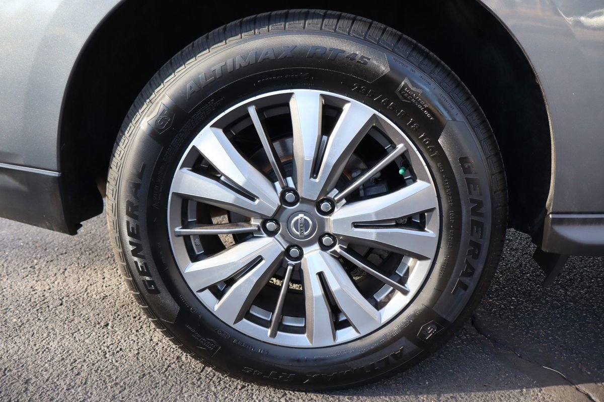 Used 2019 Nissan Pathfinder SL AWD/4WD image 45