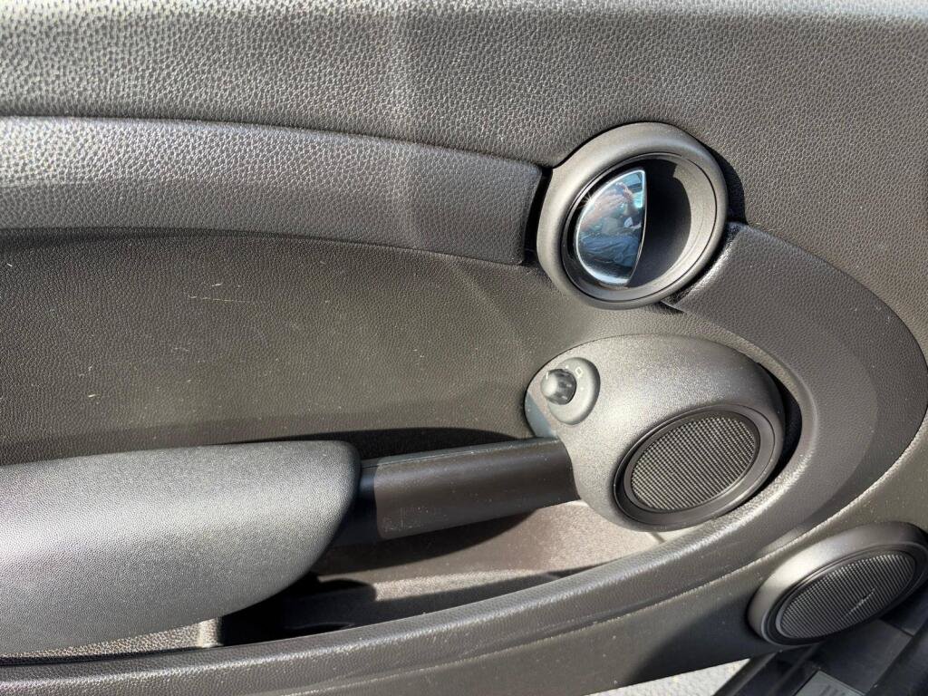 Used 2013 MINI Cooper Clubman FWD image 13
