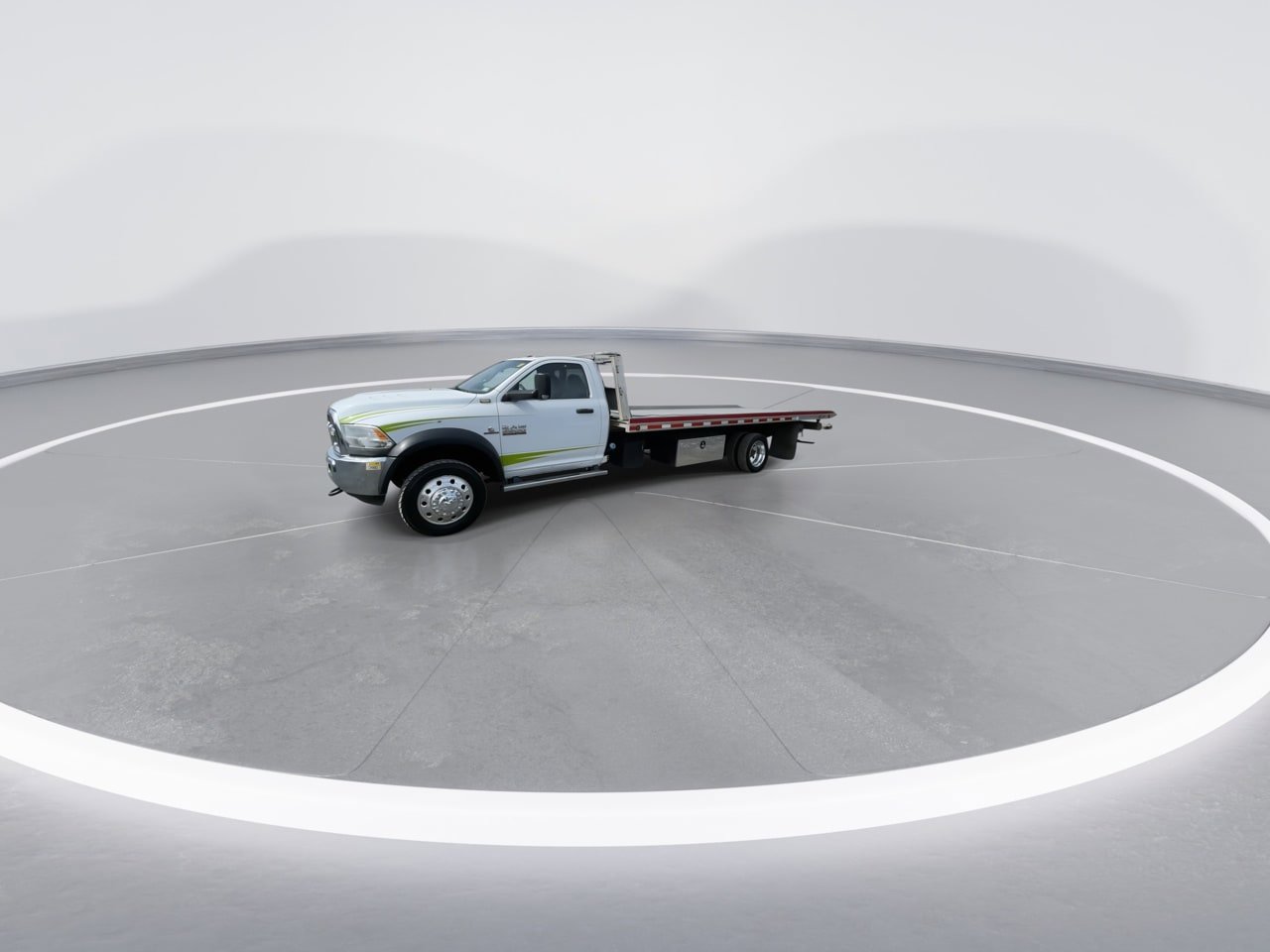 Used 2015 RAM 5500 Tradesman w/ Power & Remote Entry Group AWD/4WD image 13