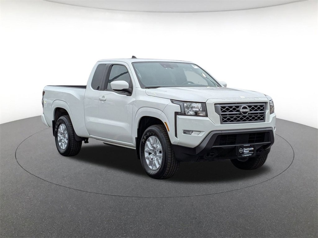 Used 2023 Nissan Frontier SV w/ SV Convenience Package image 3