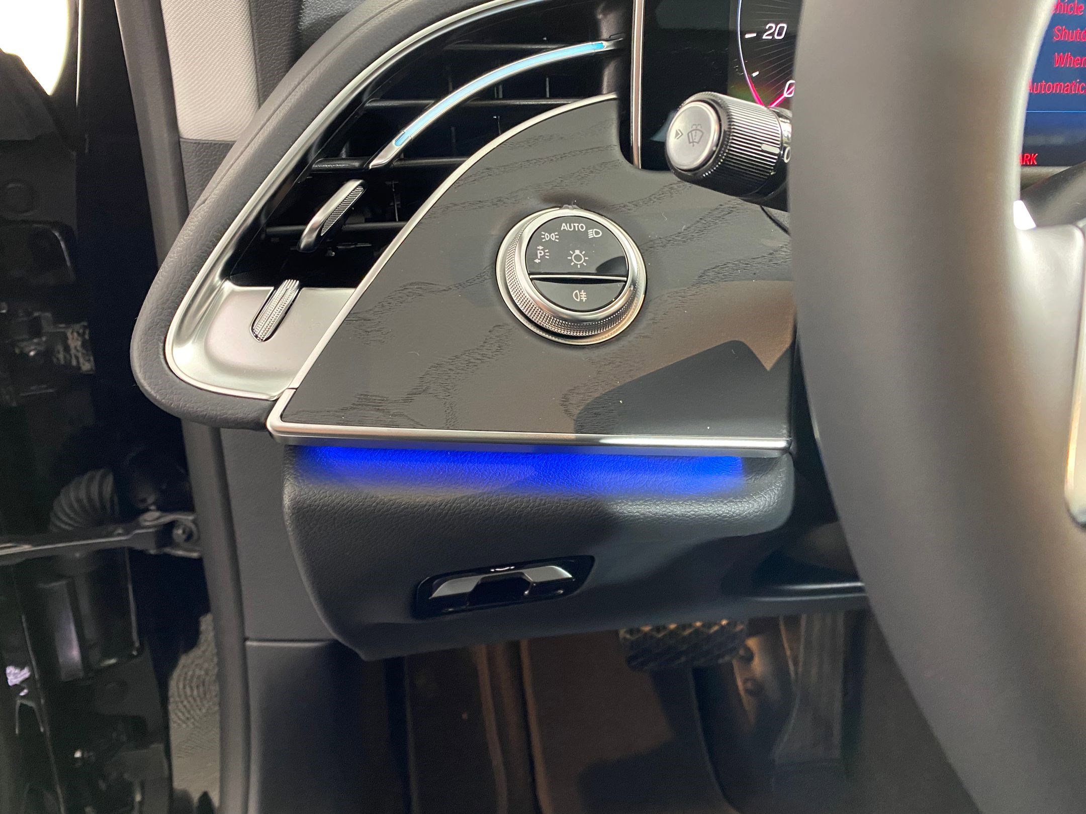 New 2026 Mercedes-Benz E 450 4MATIC Sedan image 18