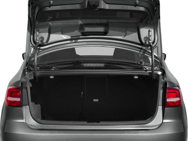 Used 2017 Volkswagen Jetta S image 12