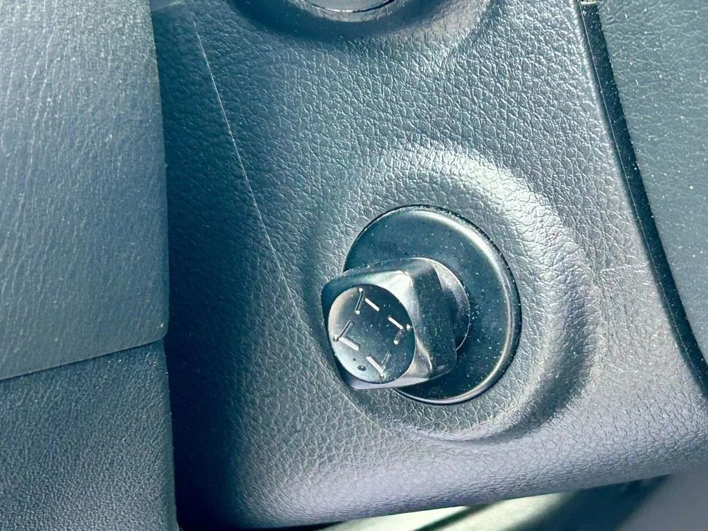 Used 2018 Nissan Armada SL w/ Moonroof Package image 28