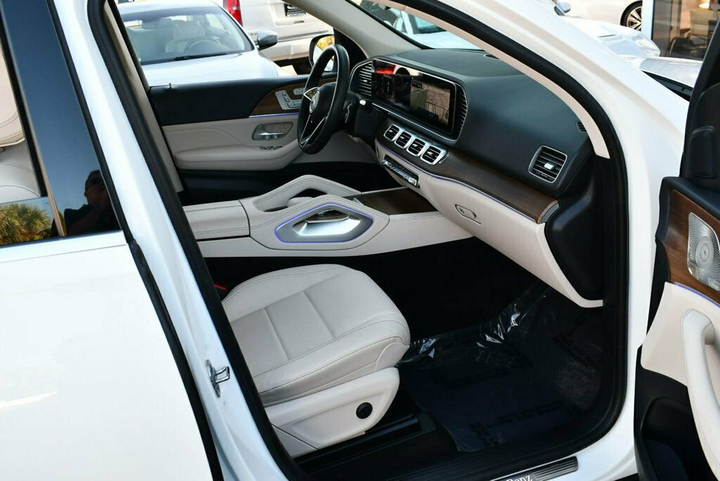 Used 2024 Mercedes-Benz GLE 450 4MATIC image 41