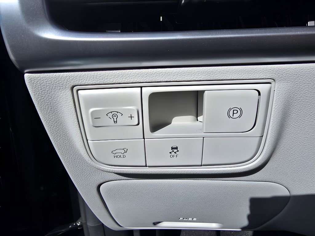 New 2026 Hyundai Tucson Limited image 18