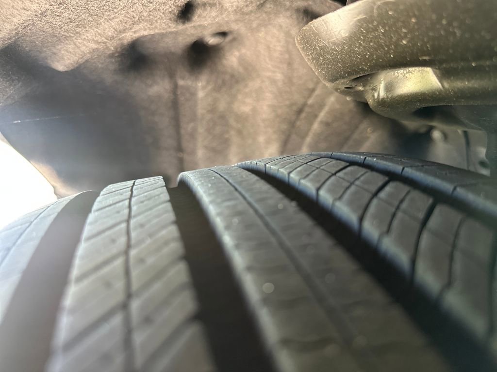 Used 2023 Toyota Sienna XSE image 29