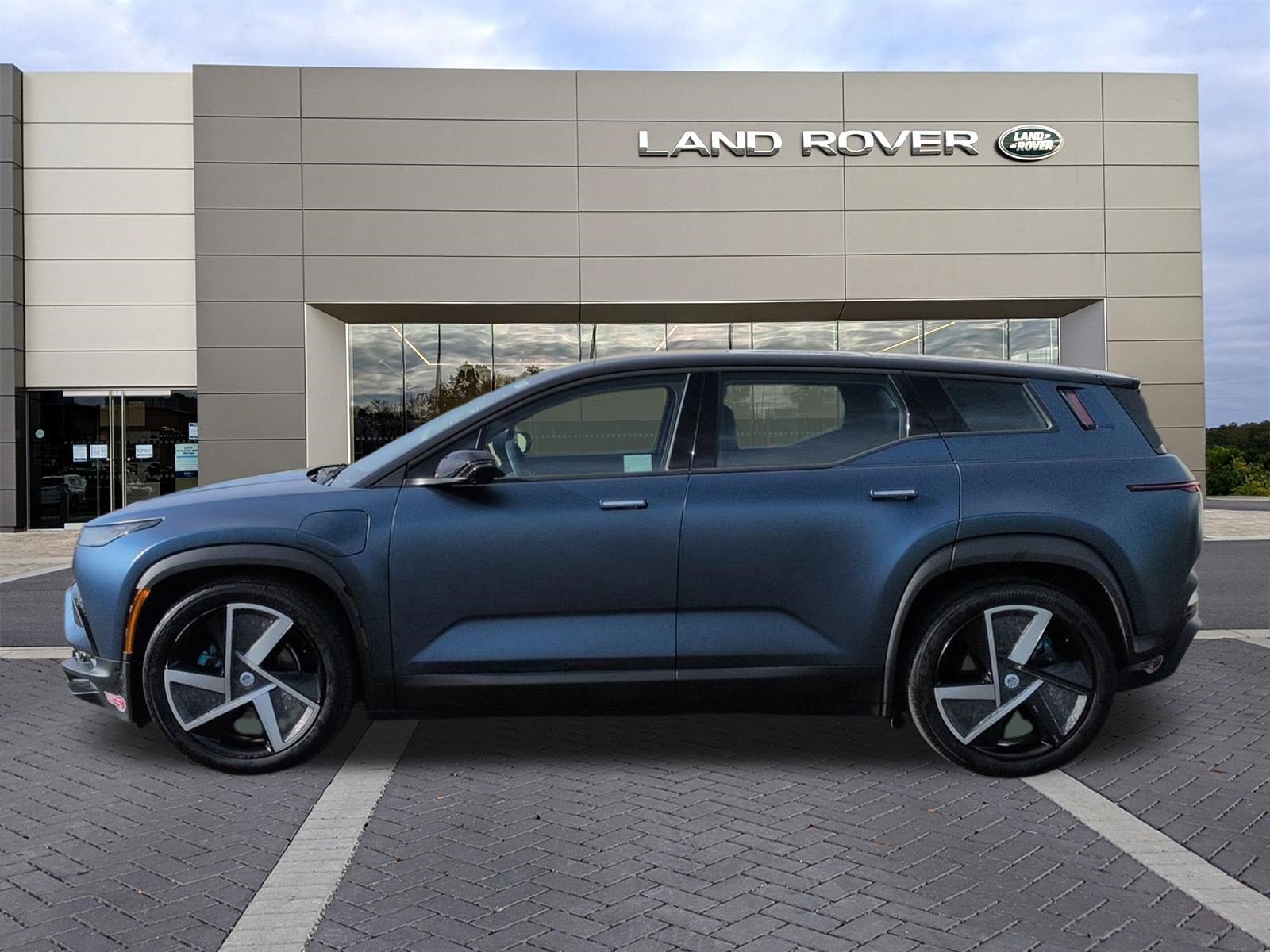 Used 2023 Fisker Ocean One image 8