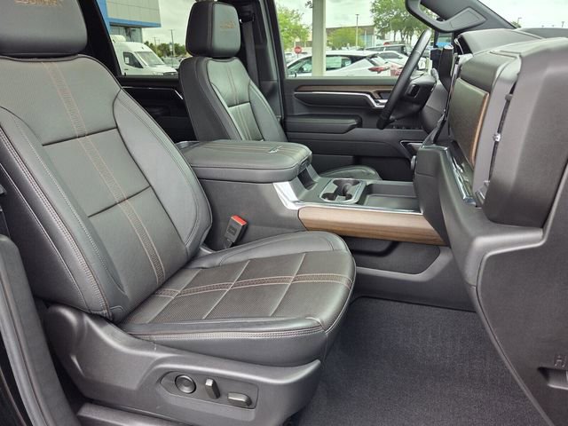 Used 2024 Chevrolet Silverado 2500 High Country w/ High Country Premium Package image 19