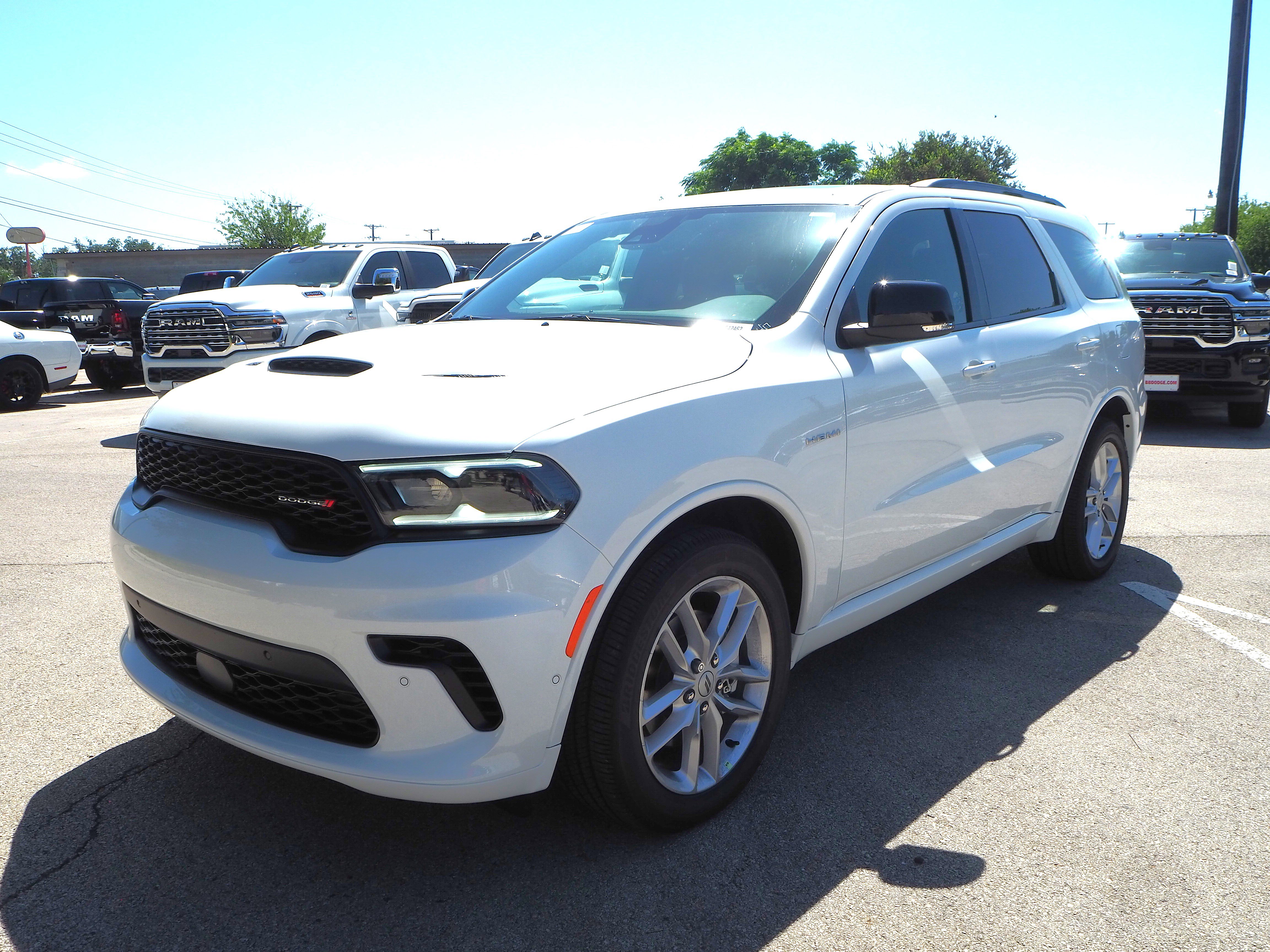 New 2025 Dodge Durango R/T image 2