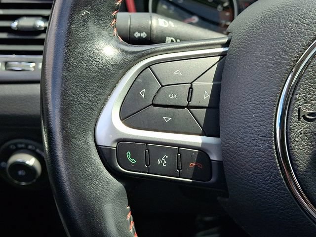 Used 2020 Jeep Compass Trailhawk w/ Cold Weather Group AWD/4WD image 21