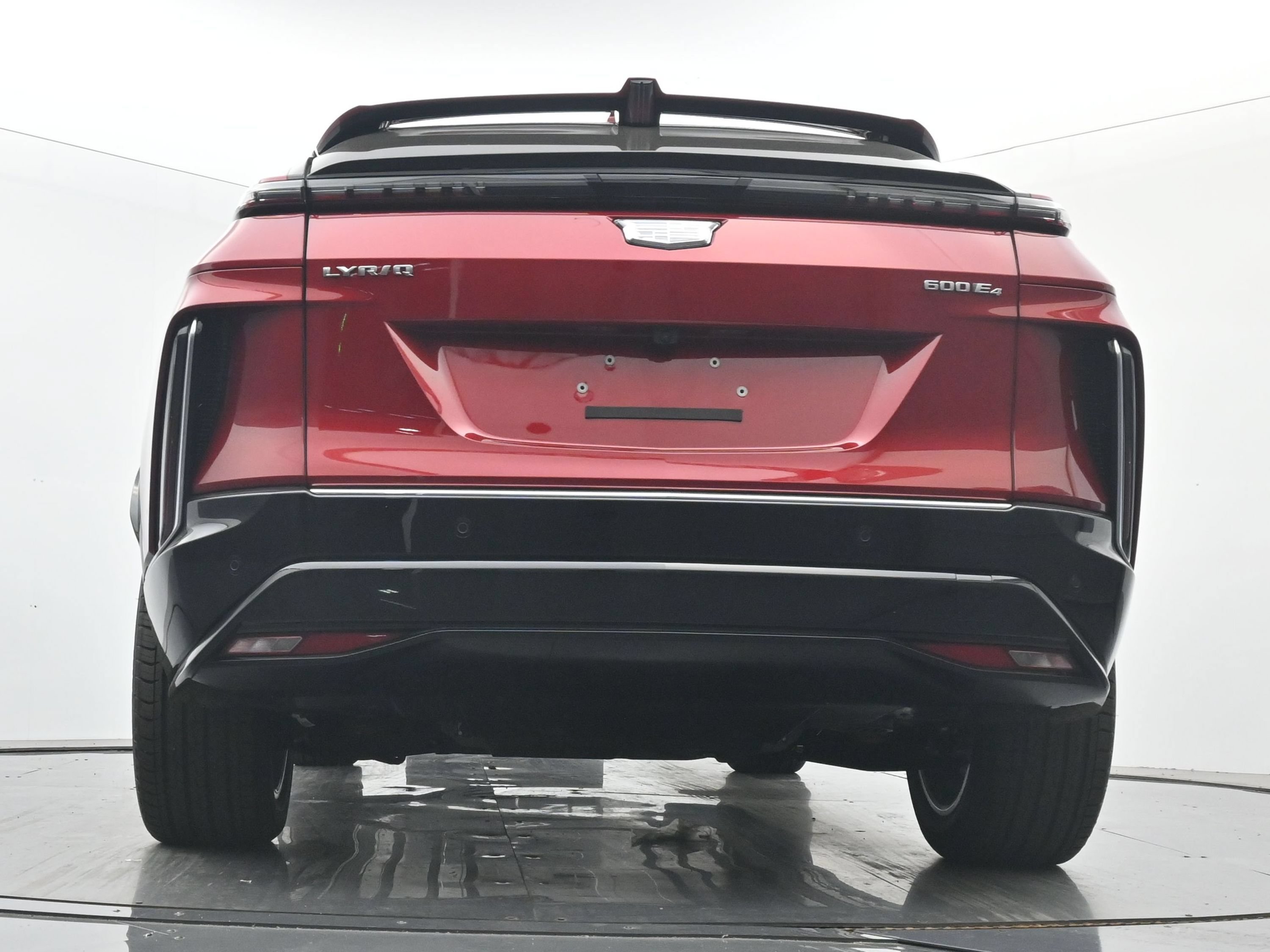 New 2026 Cadillac Lyriq Luxury w/ LPO, Floor Liner Package AWD/4WD image 18