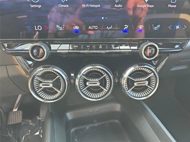 Used 2024 Chevrolet Blazer EV LT AWD/4WD image 27