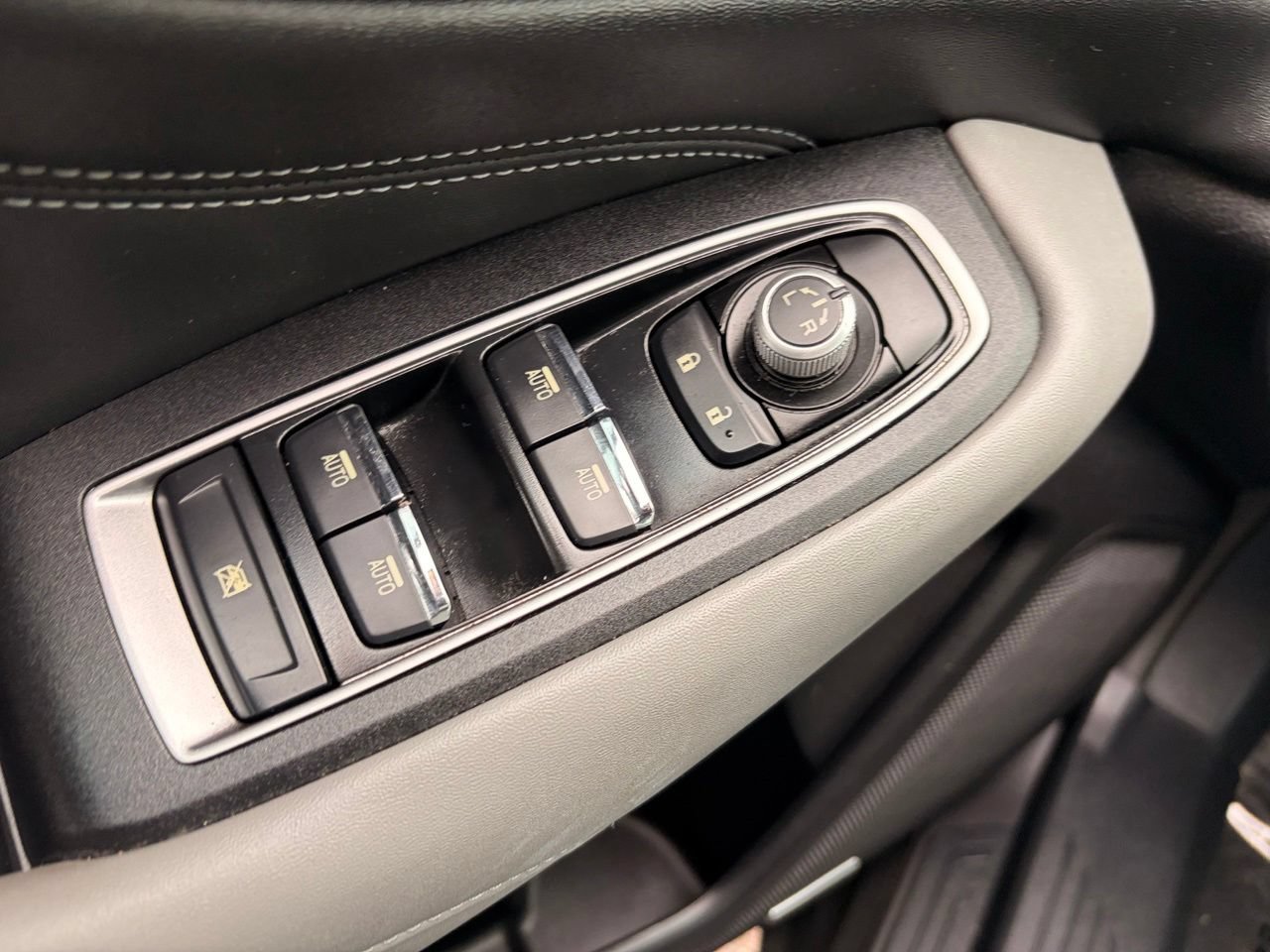 Used 2020 Subaru Outback Limited w/ Popular Package #2 AWD/4WD image 21