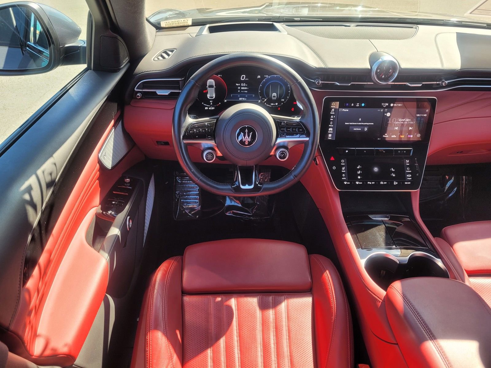 Used 2023 Maserati Grecale Modena image 11