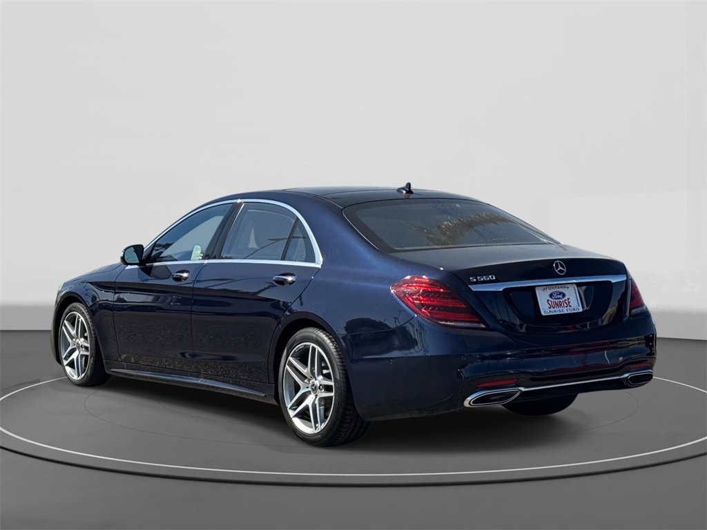 Used 2018 Mercedes-Benz S 560 Sedan w/ AMG Line Exterior image 6