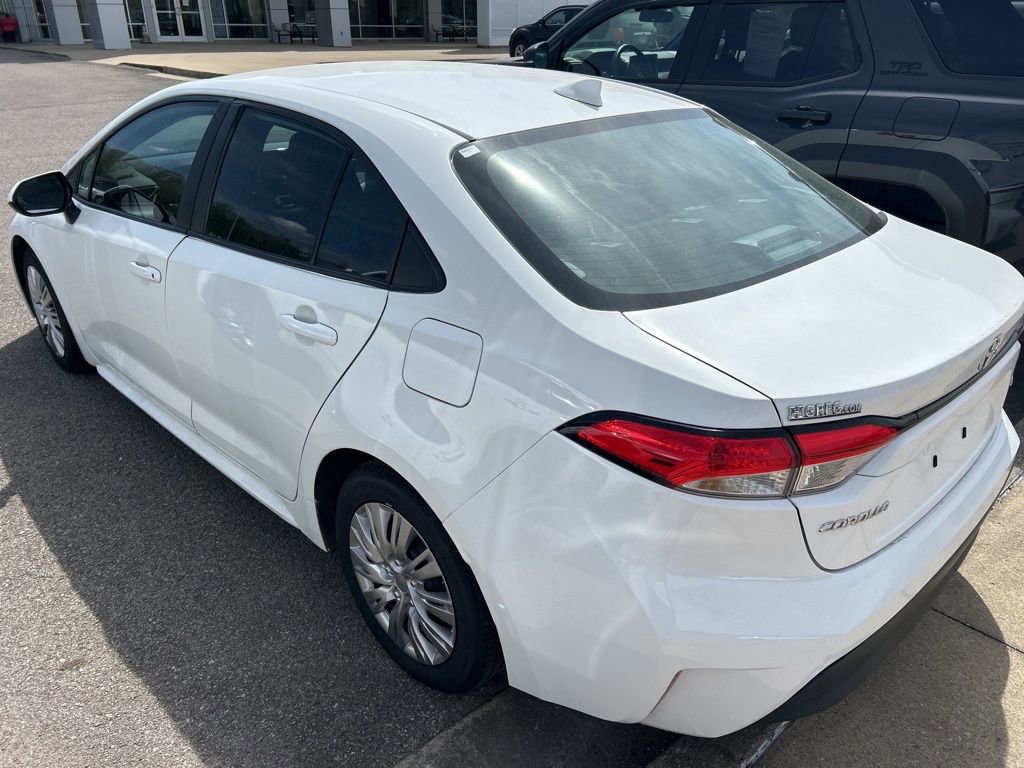 Used 2023 Toyota Corolla LE image 6