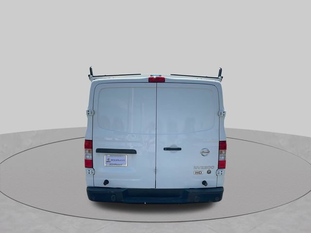 Used 2016 Nissan NV 2500 SV RWD image 7
