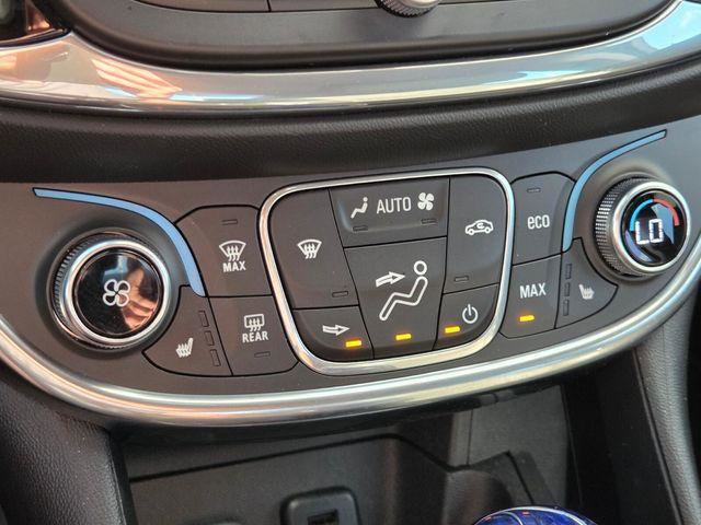 Used 2018 Chevrolet Volt Premier w/ Driver Confidence Package image 41