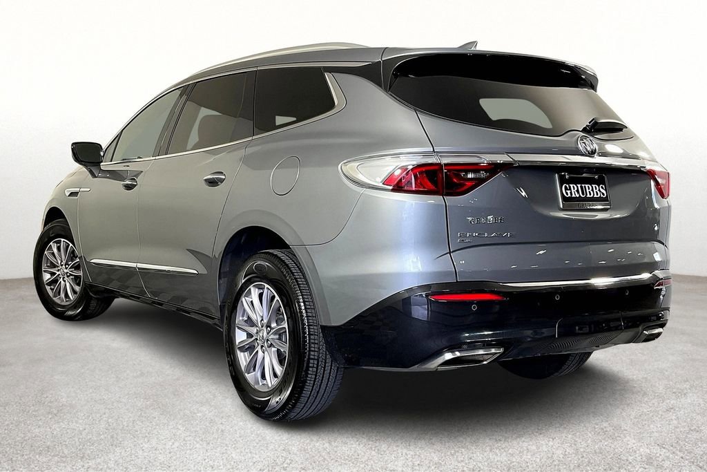 Used 2024 Buick Enclave Premium image 17