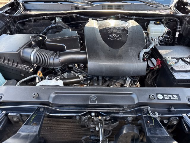 Used 2019 Toyota Tacoma TRD Pro AWD/4WD image 28