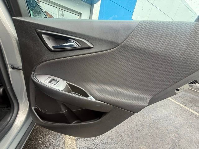 Certified 2018 Chevrolet Malibu LT image 17