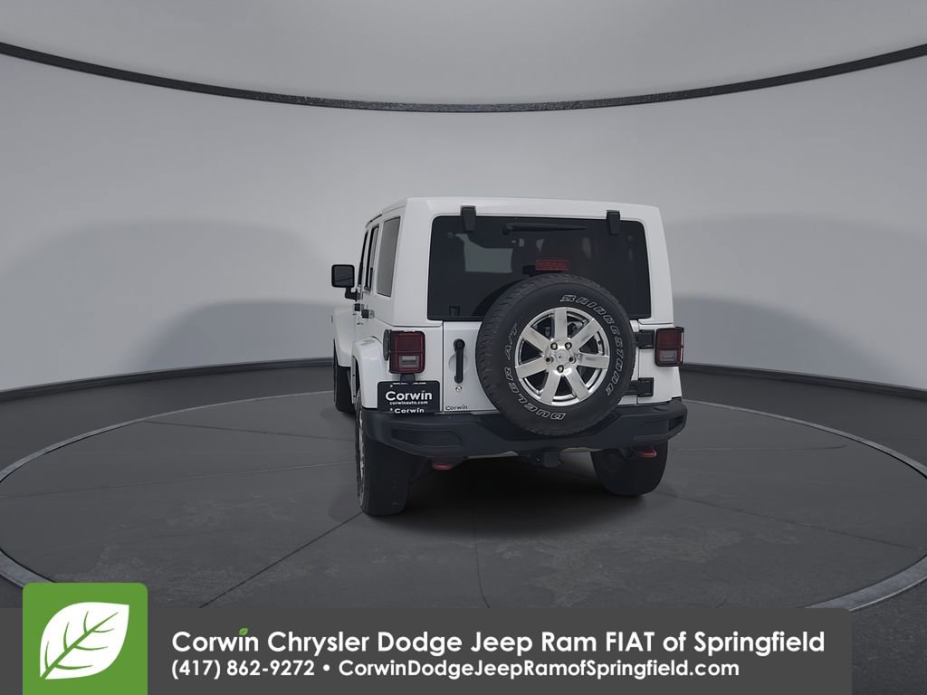 Used 2015 Jeep Wrangler Unlimited Rubicon image 12