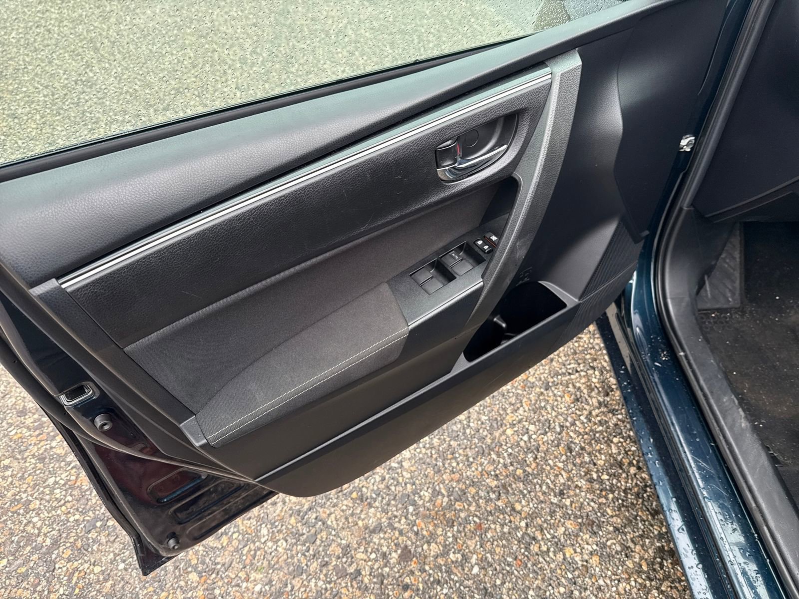 Used 2019 Toyota Corolla LE FWD image 10