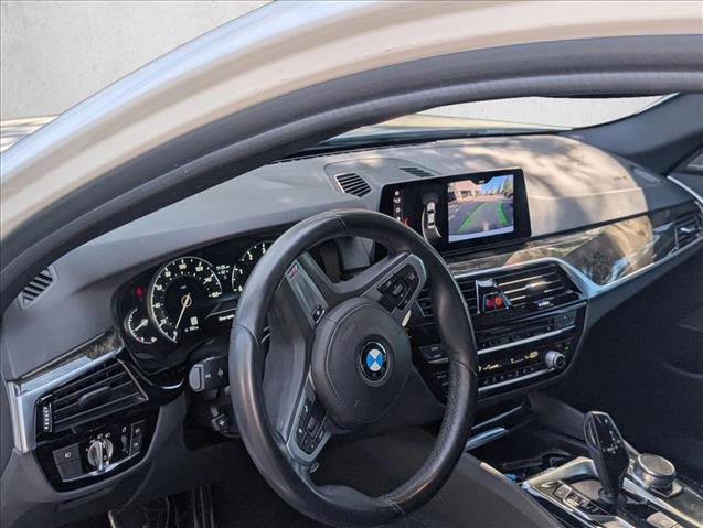 Used 2019 BMW 530i w/ M Sport Package image 11