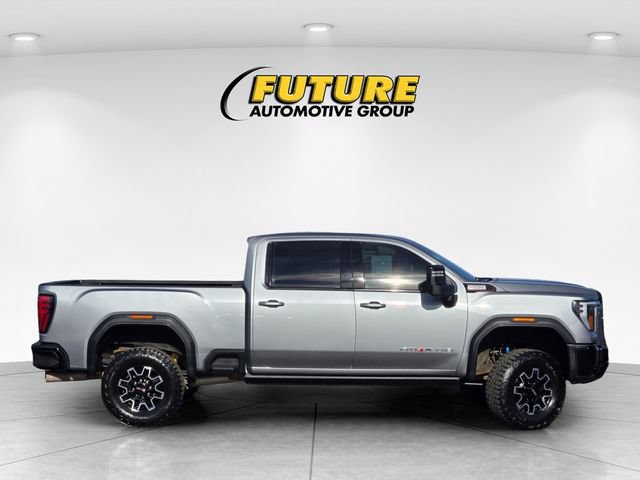 Used 2024 GMC Sierra 2500 AT4X AWD/4WD image 3