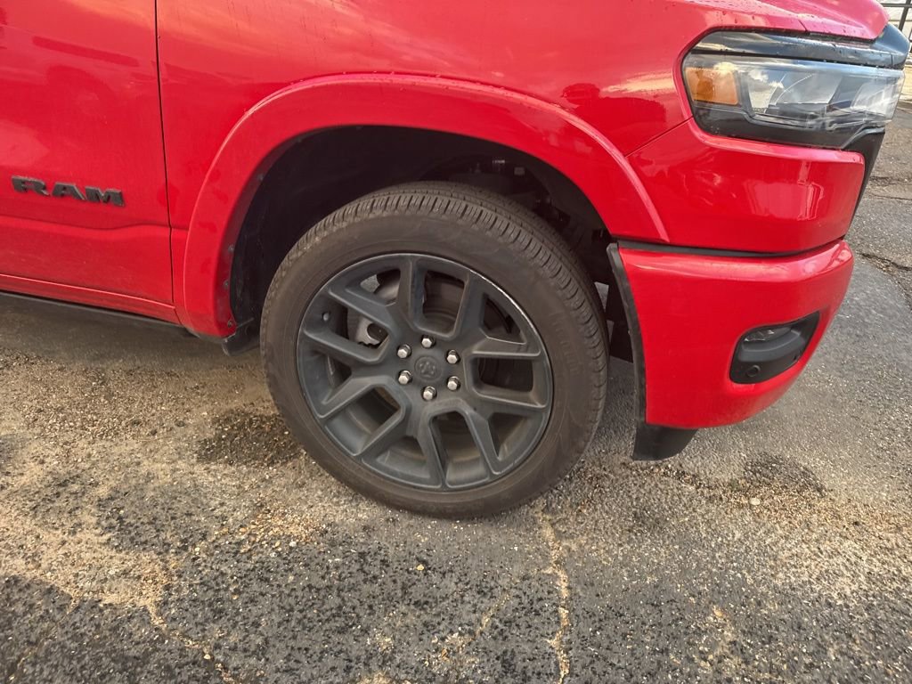 Used 2025 RAM 1500 Laramie w/ Night Edition image 18