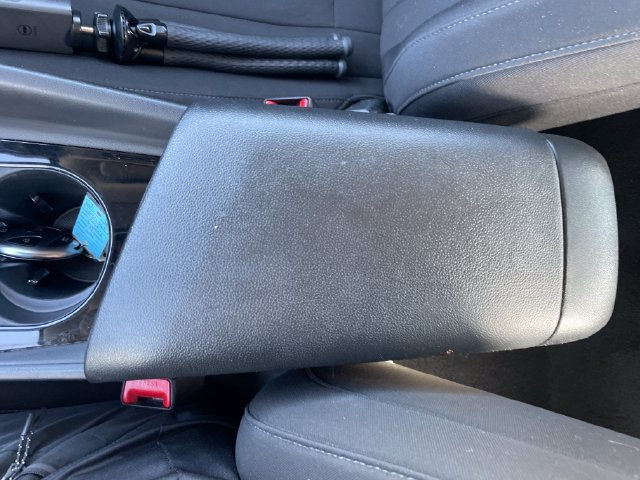 Used 2025 Hyundai Elantra SEL FWD image 18