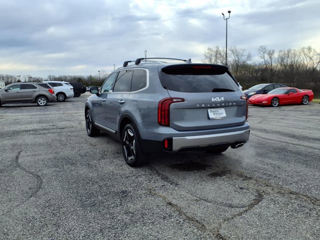 Used 2025 Kia Telluride S image 29