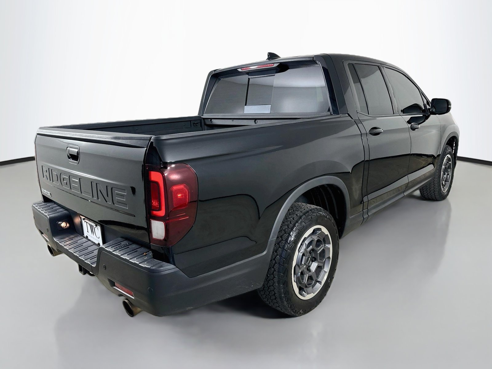 Used 2024 Honda Ridgeline Black Edition image 5