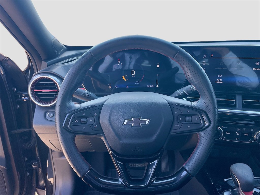 Used 2025 Chevrolet Trax RS w/ Driver Confidence Package image 13