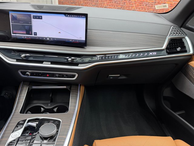 Used 2026 BMW X5 xDrive40i w/ Climate Comfort Package AWD/4WD image 17