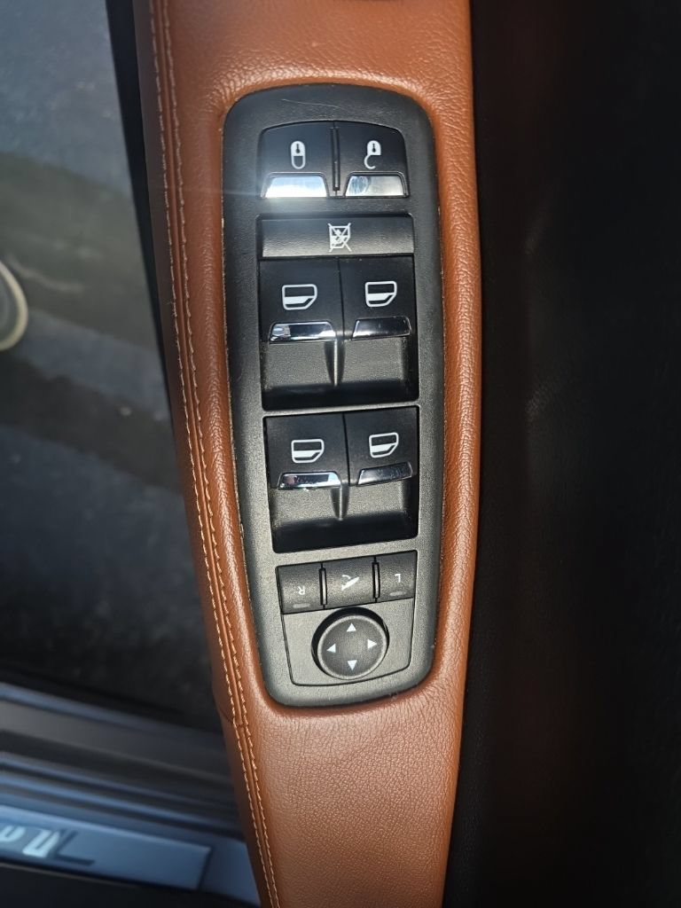 Used 2016 Maserati Ghibli S Q4 AWD/4WD image 12