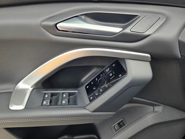 Used 2025 Audi Q5 Premium Plus w/ Premium Plus image 18