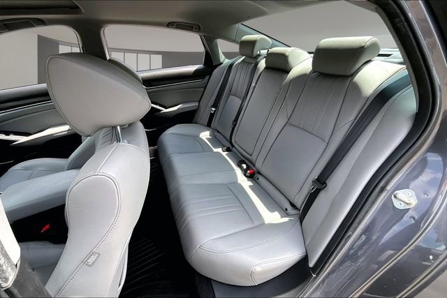 Used 2019 Honda Accord Touring image 21