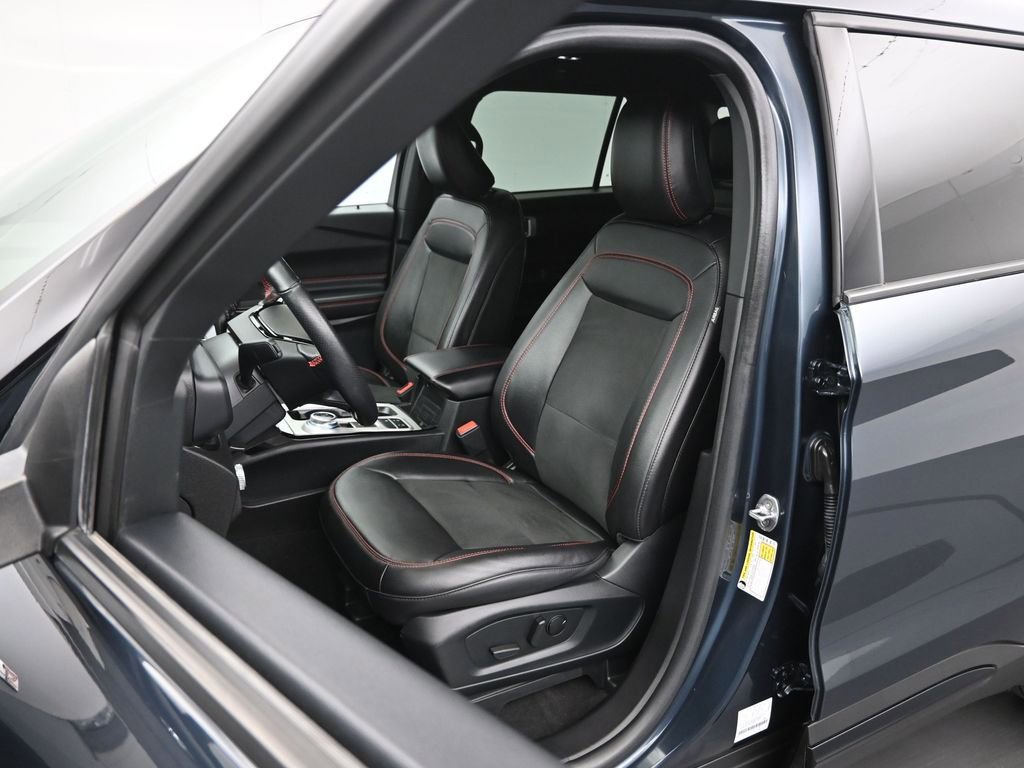 Used 2023 Ford Explorer ST-Line w/ Class IV Trailer Tow Package image 9