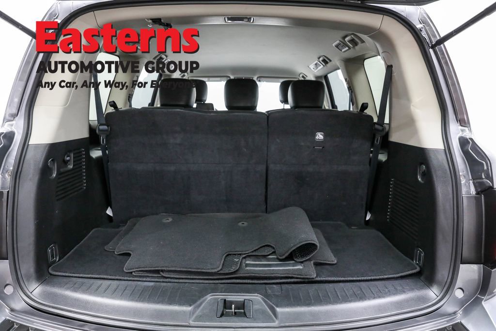 Used 2024 Nissan Armada SV image 9